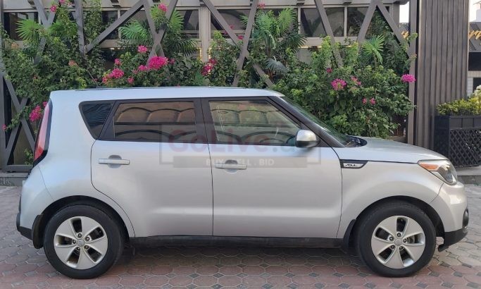 KIA SOUL 2016 MID OPTION,FRESH IMPORT,PERFECT CONDITION 60000 MILES,WELL MAINTAINED