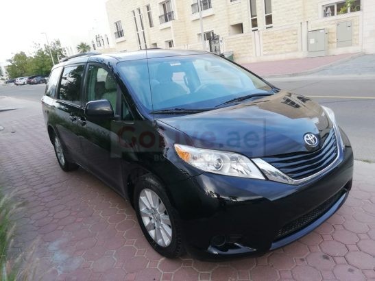 TOYOTA SIENNA 2014,LE,AWD, V6 FULLY AUTOMATIC,FRESH IMPORT,PERFECT CONDITION,CUSTOM PAPERS