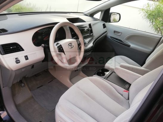 TOYOTA SIENNA 2014,LE,AWD, V6 FULLY AUTOMATIC,FRESH IMPORT,PERFECT CONDITION,CUSTOM PAPERS