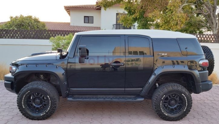 TOYOTA FJ CRUISER XTREME 2016,GCC,FULL SERVICE HISTORY,UNDER WARRANTY,ACCIDENT FREE