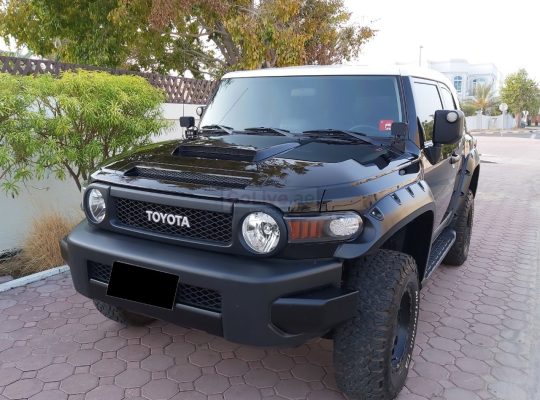 TOYOTA FJ CRUISER XTREME 2016,GCC,FULL SERVICE HISTORY,UNDER WARRANTY,ACCIDENT FREE
