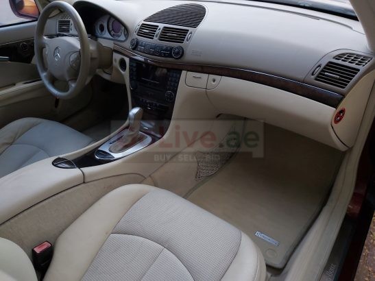 MERCEDES E200 KOMPRESSOR 2004,TOP OPTION,GCC,SUNROOF,LEATHER SEATS