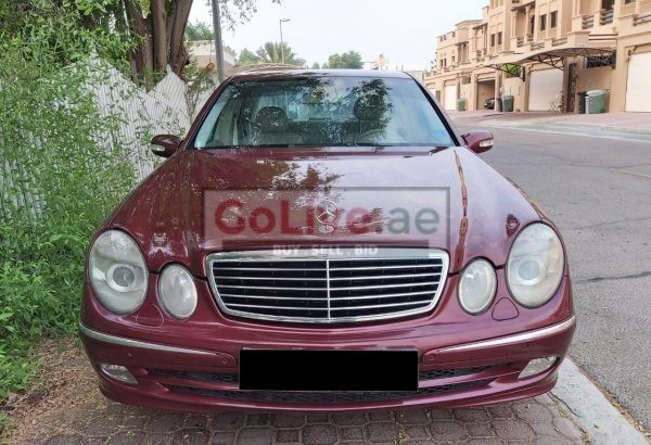 MERCEDES E200 KOMPRESSOR 2004,TOP OPTION,GCC,SUNROOF,LEATHER SEATS