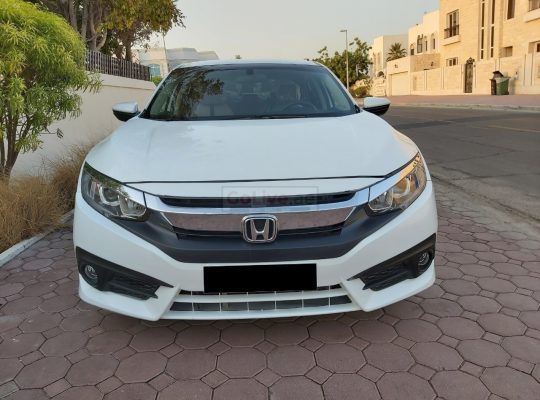 HONDA CIVIC 2018, WHITE COLOR, MID OPTION, WITH CAMERA, USA IMPORTED , PERFECT CONDTION