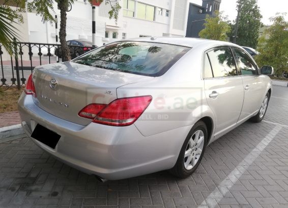 TOYOTA AVALON 2010 XL FOR SALE CALL 050 2134666