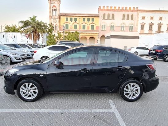 MAZDA 3 2014,NO 1 OPTION,SUNROOF,NEW BATTERY,GCC