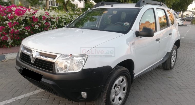 RENAULT DUSTER 2015,GCC,ACCIDENT FREE,BASIC OPTION
