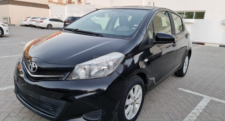 TOYOTA YARIS 2013,NO 2 OPTION,FULLY AUTOMTIC,PERFECT CONDITION,NEW TYRES AND BATTERY
