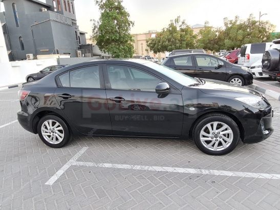 MAZDA 3 2014,NO 1 OPTION,SUNROOF,NEW BATTERY,GCC