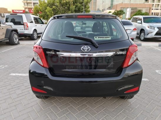 TOYOTA YARIS 2013,NO 2 OPTION,FULLY AUTOMTIC,PERFECT CONDITION,NEW TYRES AND BATTERY