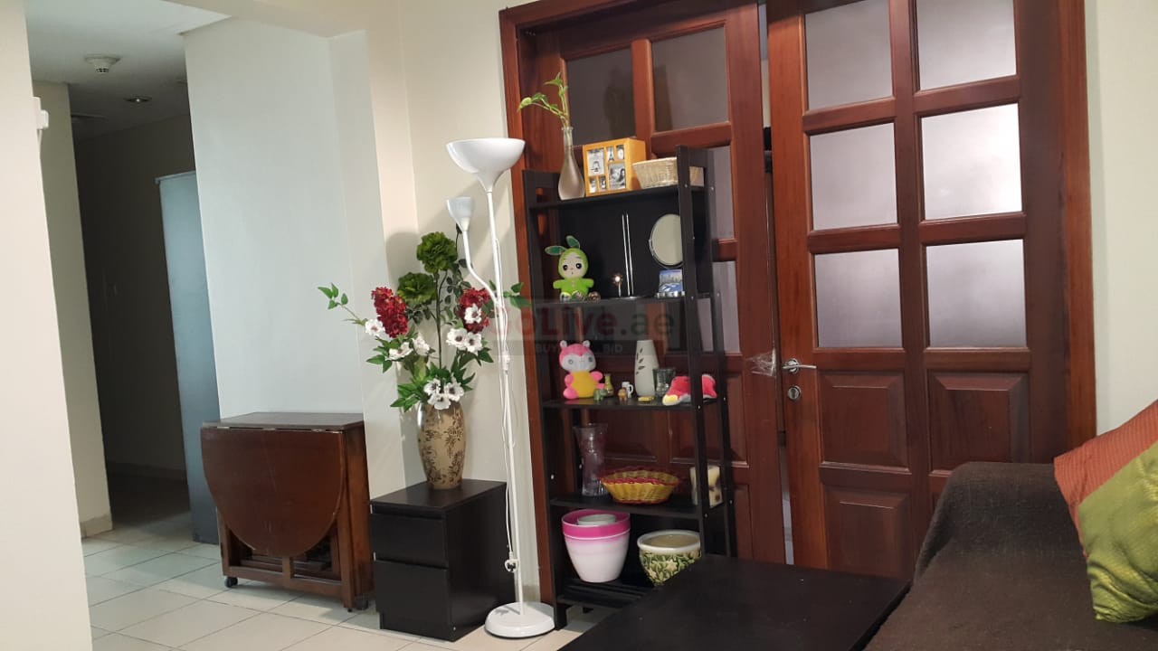 Partitions and Bed spaces in Barsha 1 available for ladies both economic and executive.