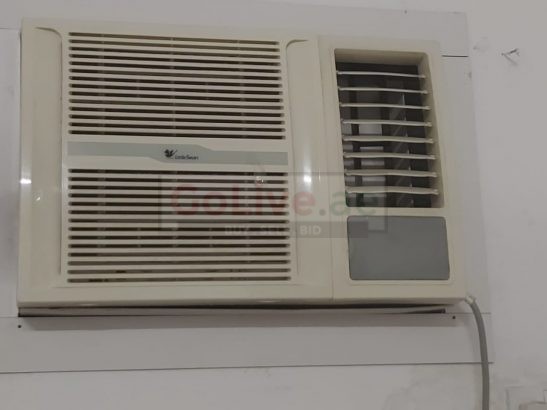 Killer Deal! 2 ton ac for sale.Only 425 dirhams!