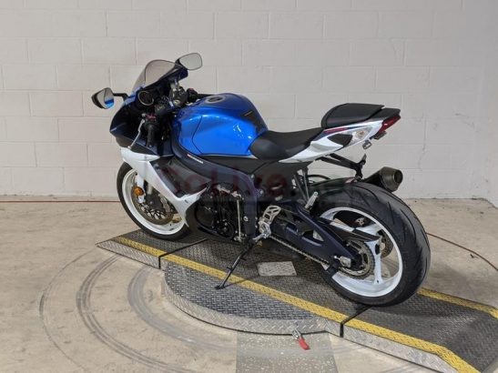 2014 Suzuki gsx r600cc available for sale