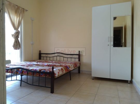 BED SPACE FOR LADIES 700/- / FAMILY ROOM at 2400/- AT BURDUBAI