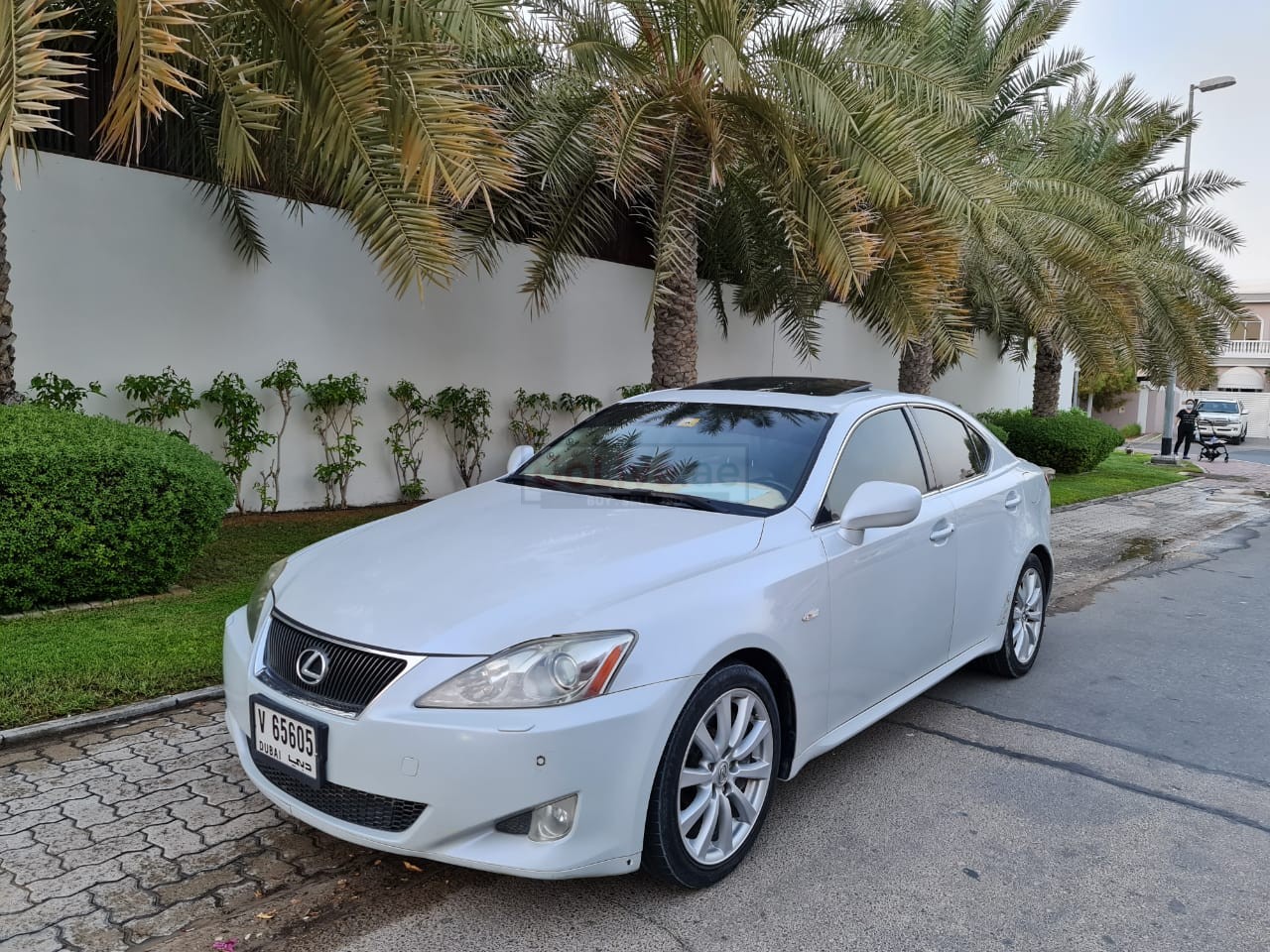 LEXUS IS300 2007 TOP OF THE PEARL WHITE ACCIDENT FREE CAR FOR SALE