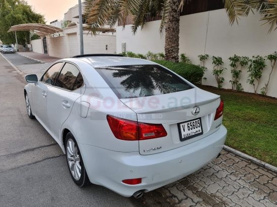 LEXUS IS300 2007 TOP OF THE PEARL WHITE ACCIDENT FREE CAR FOR SALE