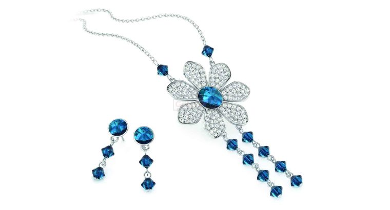 Silver Plated Necklace and Earrings Set with Swarovski elements