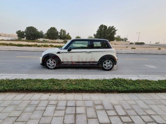 MINI COOPER S 2013 PANORAMIC ROOF , FULLY LOADED IN PERFECT CONDITION