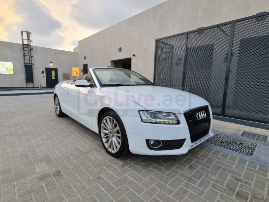 AUDI A5 SOFT TOP CONVERTIBLE , 2.0L , 2012 FULLY LOADED QUATTRO ACCIDENT FREE IN PERFECT CONDITION