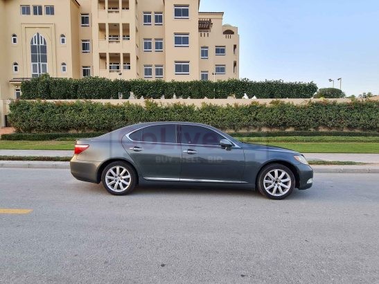 LEXUS LS 460 2007,TOP OF THE LINE.PERFECT CONDITION,SUNROOF,LEATHER SEATS