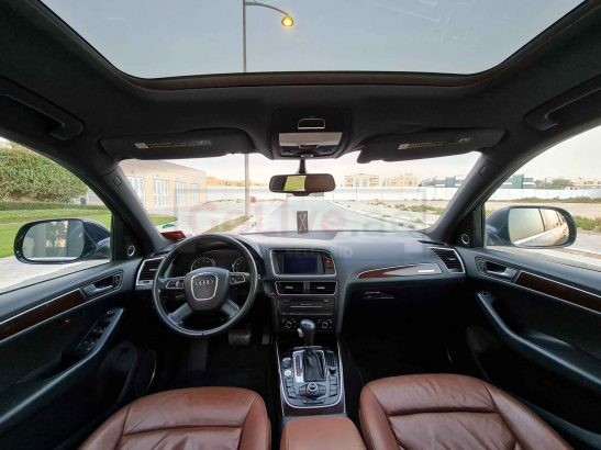 AUDI Q5 2010 TOP OF THE LINE WELL MAINTAINED US SPECS