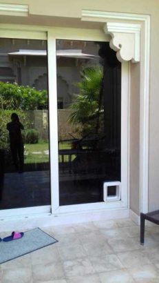 Aluminium and glass door installation
