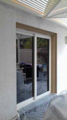 Aluminium and glass door installation