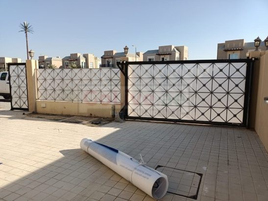 Fibreglass Fencing-O558889394