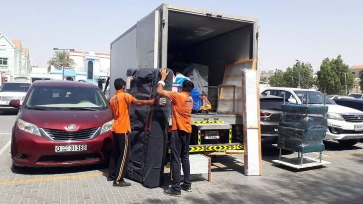 self storage , movers in dubai,single item,home,offices,villas movers with close truck relocate