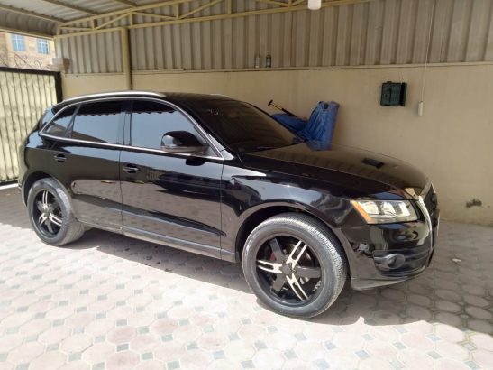 Audi Q5 2010 Full option Imported Black Color Accident Free