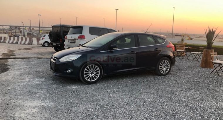 Special Edition Focus Titanium , Sunroof , Leather , Sensors , Push Start