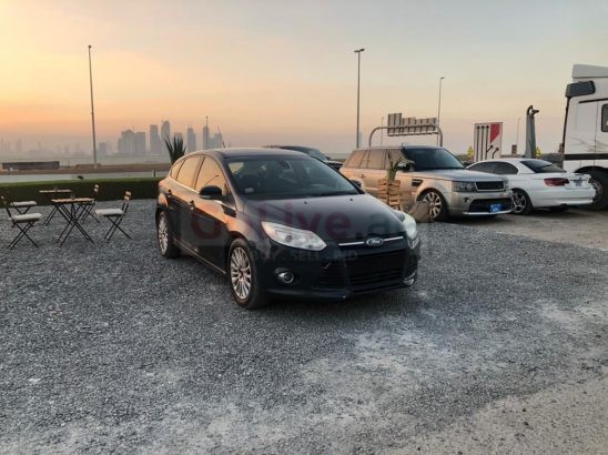 Special Edition Focus Titanium , Sunroof , Leather , Sensors , Push Start