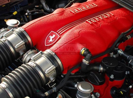 FERRARI USED PARTS DEALER IN SHARJAH ( AUTO PARTS MARKET )