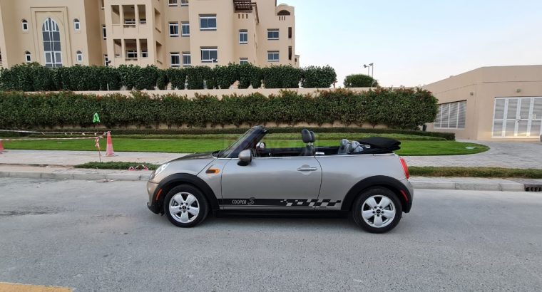 MINI COOPER CONVERTIBLE 2019 FULLY LOADED IN PERFECT CONDITION USA IMPORT