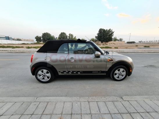 MINI COOPER CONVERTIBLE 2019 FULLY LOADED IN PERFECT CONDITION USA IMPORT