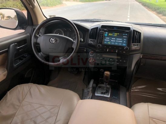 TOYOTA LAND CRUISER 2011 , V6, GXR WELL MAINTAINED FOR SALE