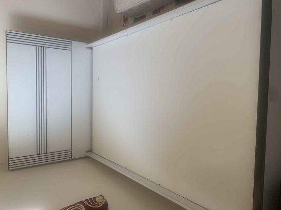 Single bed with mattress