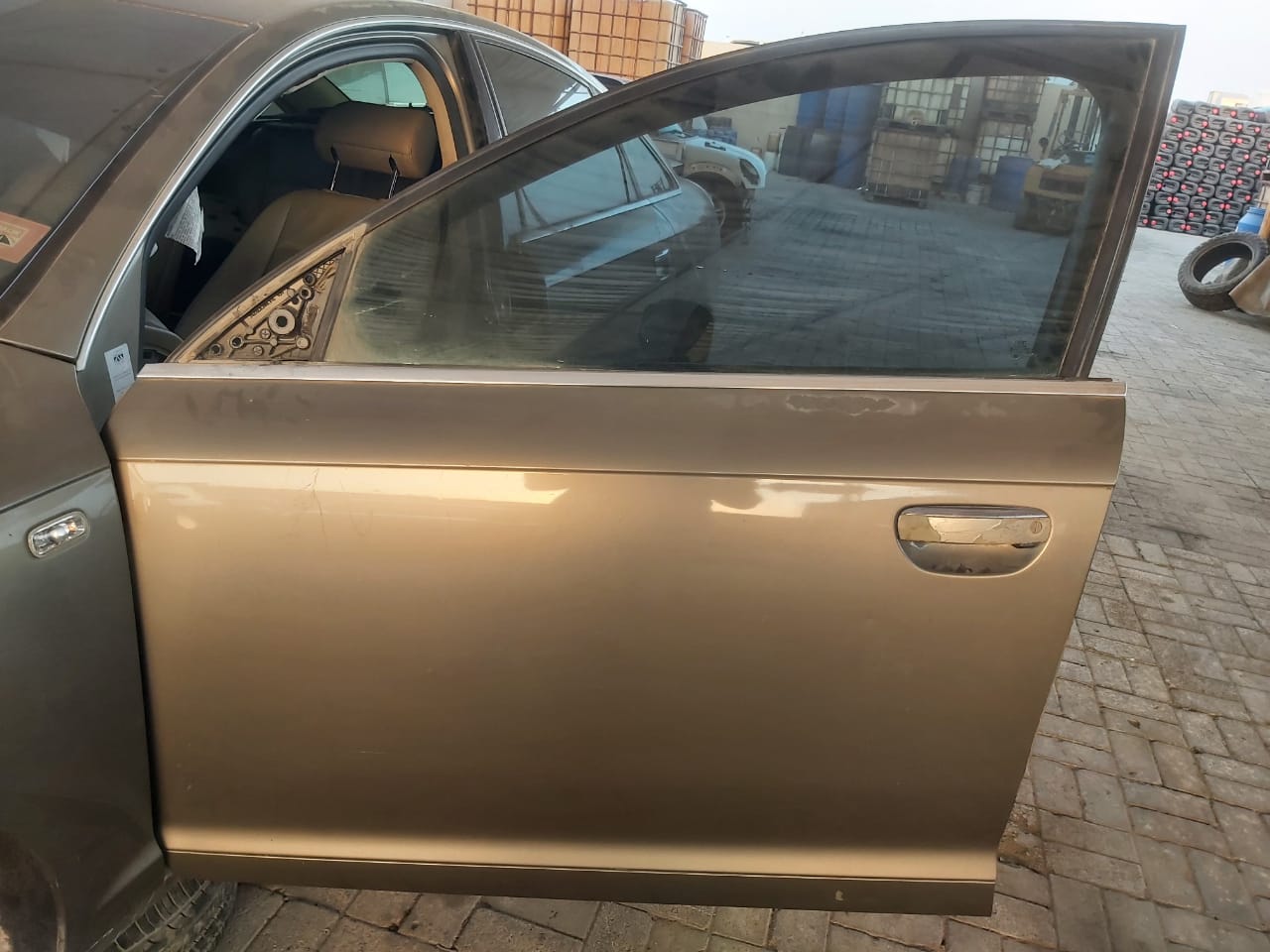 AUDI A6 2005 TO 2011 FRONT LEFT SIDE COMPLETE DOOR