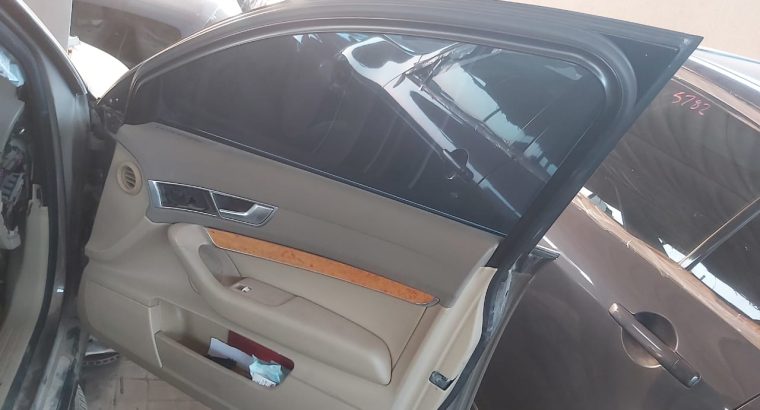 AUDI A6 2006 TO 2011 FRONT RIGHT DOOR COMPLETE