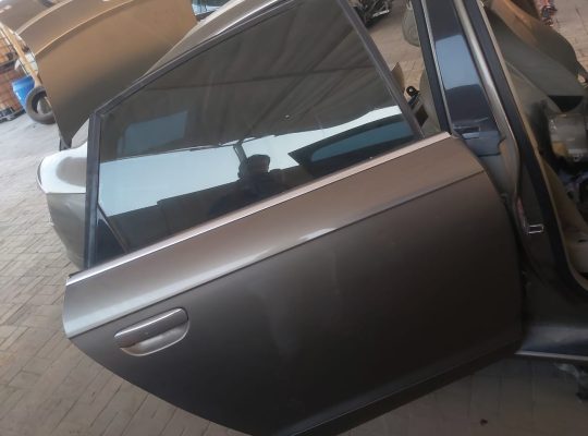 AUDI A6 2006 TO 2011 REAR RIGHT DOOR COMPLETE