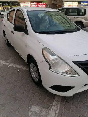 Nissan sunny 2015Gcc