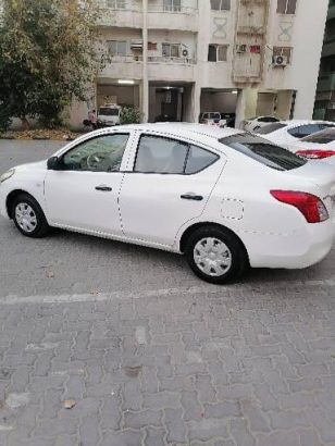 Nissan sunny 2015Gcc