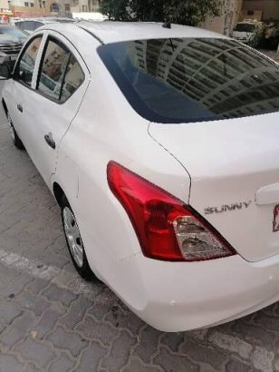 Nissan sunny 2015Gcc