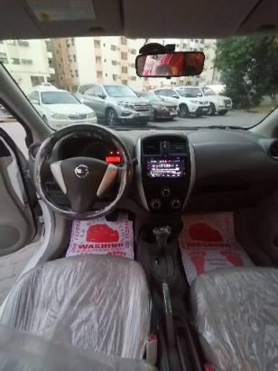 Nissan sunny 2015Gcc