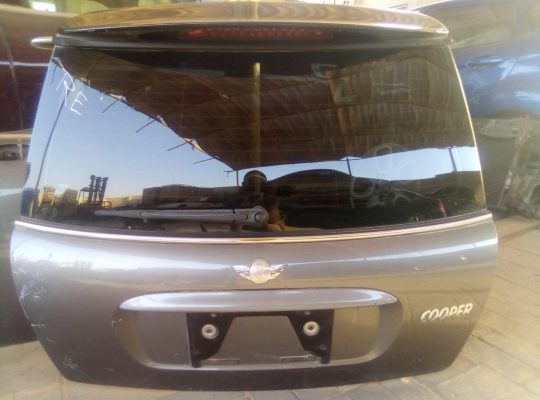 MINI COOPER R56 2006 TO 2013 REAR TAIL GATE OEM ( Genuine Used MINI Parts )