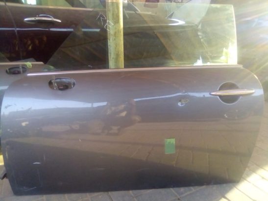 MINI COOPER 2010 R56 RHD LEFT SIDE DOOR COMPLETE OEM ( Genuine Used MINI Parts )