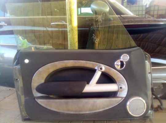 MINI COOPER 2010 R56 RHD LEFT SIDE DOOR COMPLETE OEM ( Genuine Used MINI Parts )