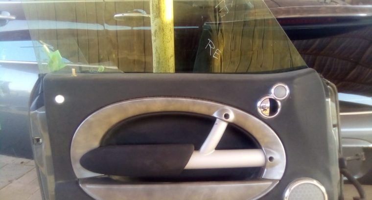 MINI COOPER 2010 R56 RHD LEFT SIDE DOOR COMPLETE OEM ( Genuine Used MINI Parts )