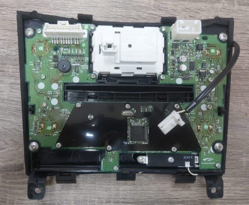 INFINITI G37 G25 2009 2010 2011 2012 2013 ORIGINAL OEM HEATER AND AC CONTROL PANEL PART NO 682621NF4D