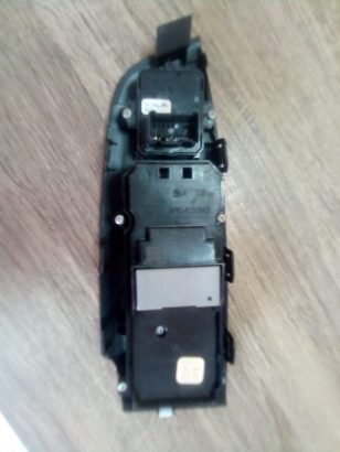 HONDA ACCORD 2018 LHD DRIVER DOOR MASTER WINDOW SWITCHES PART NO TVAA011 OEM ( Genuine Used HONDA Parts )